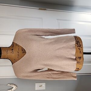 Cherokee V-neck sweater size L